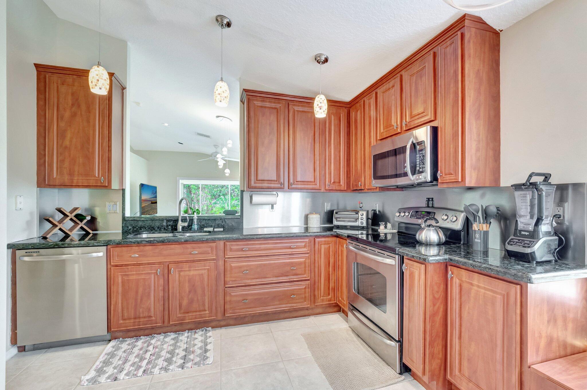 14211 W La Sedona Circle