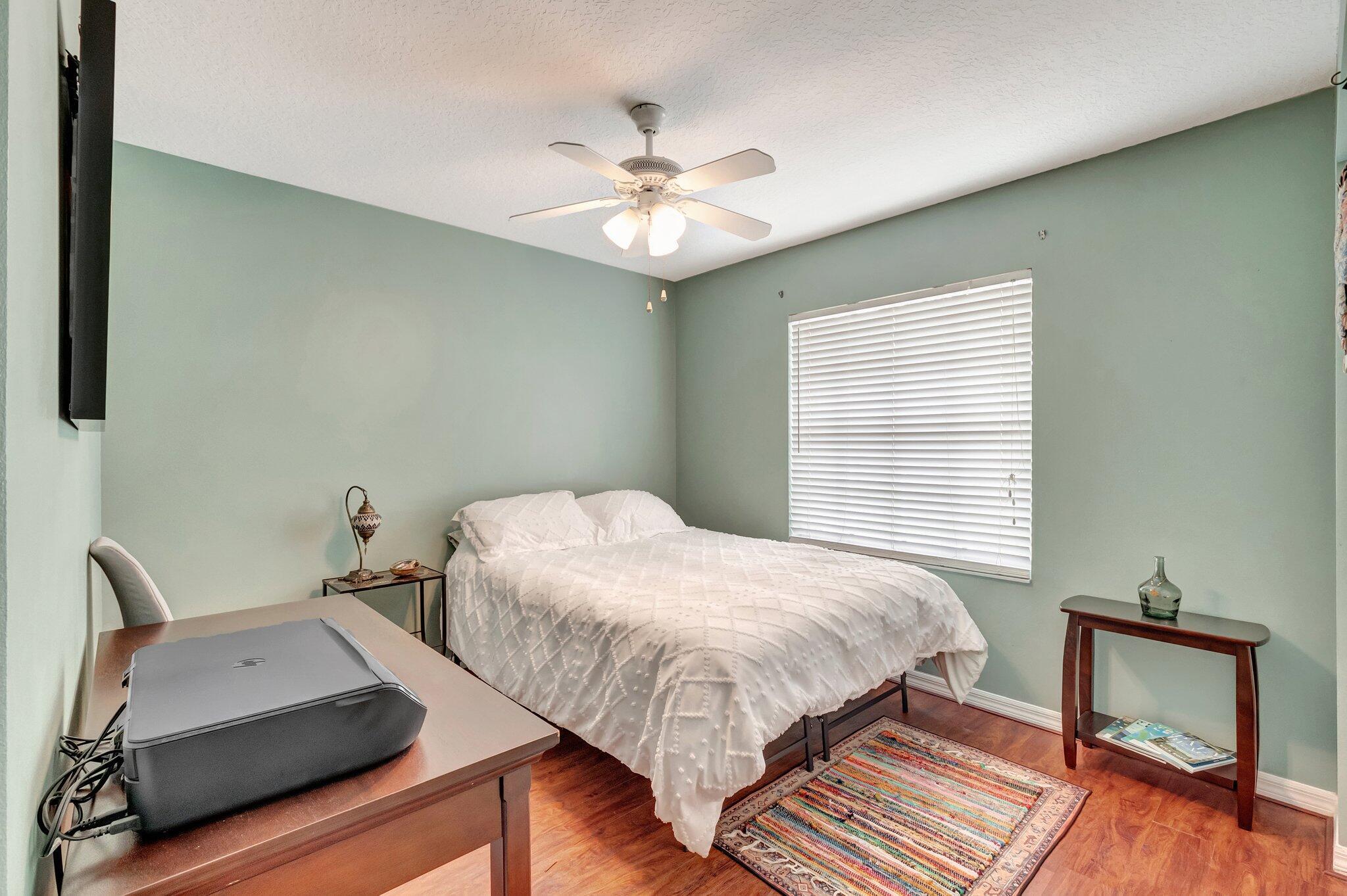 14211 W La Sedona Circle