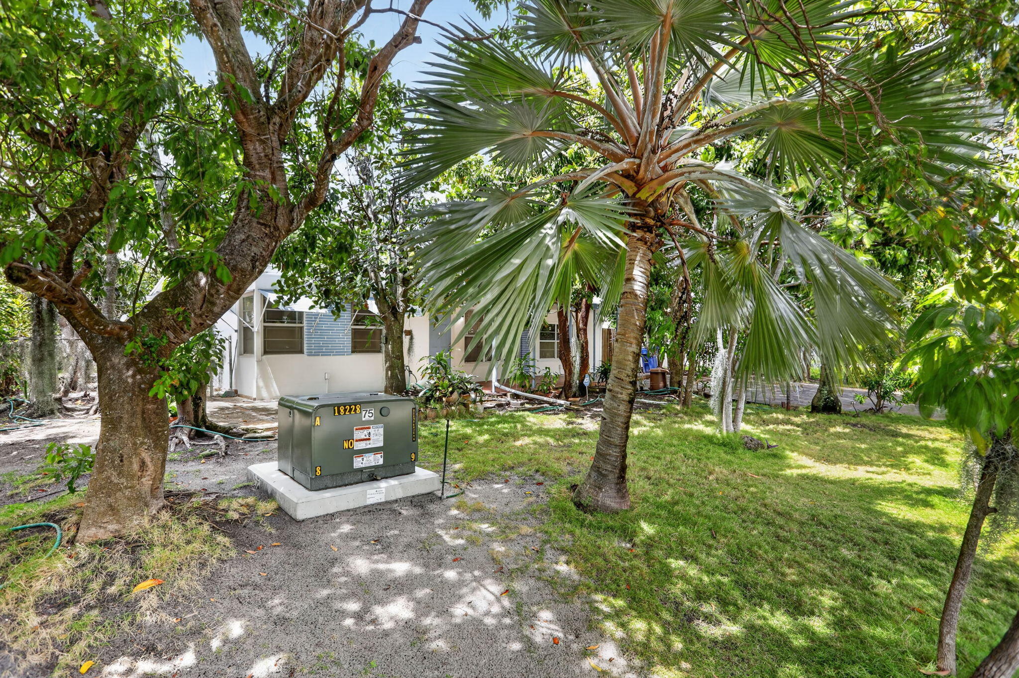 2411 NE 10th Terrace
