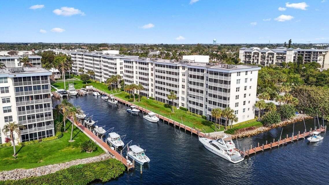 1 Harbourside Drive 4205