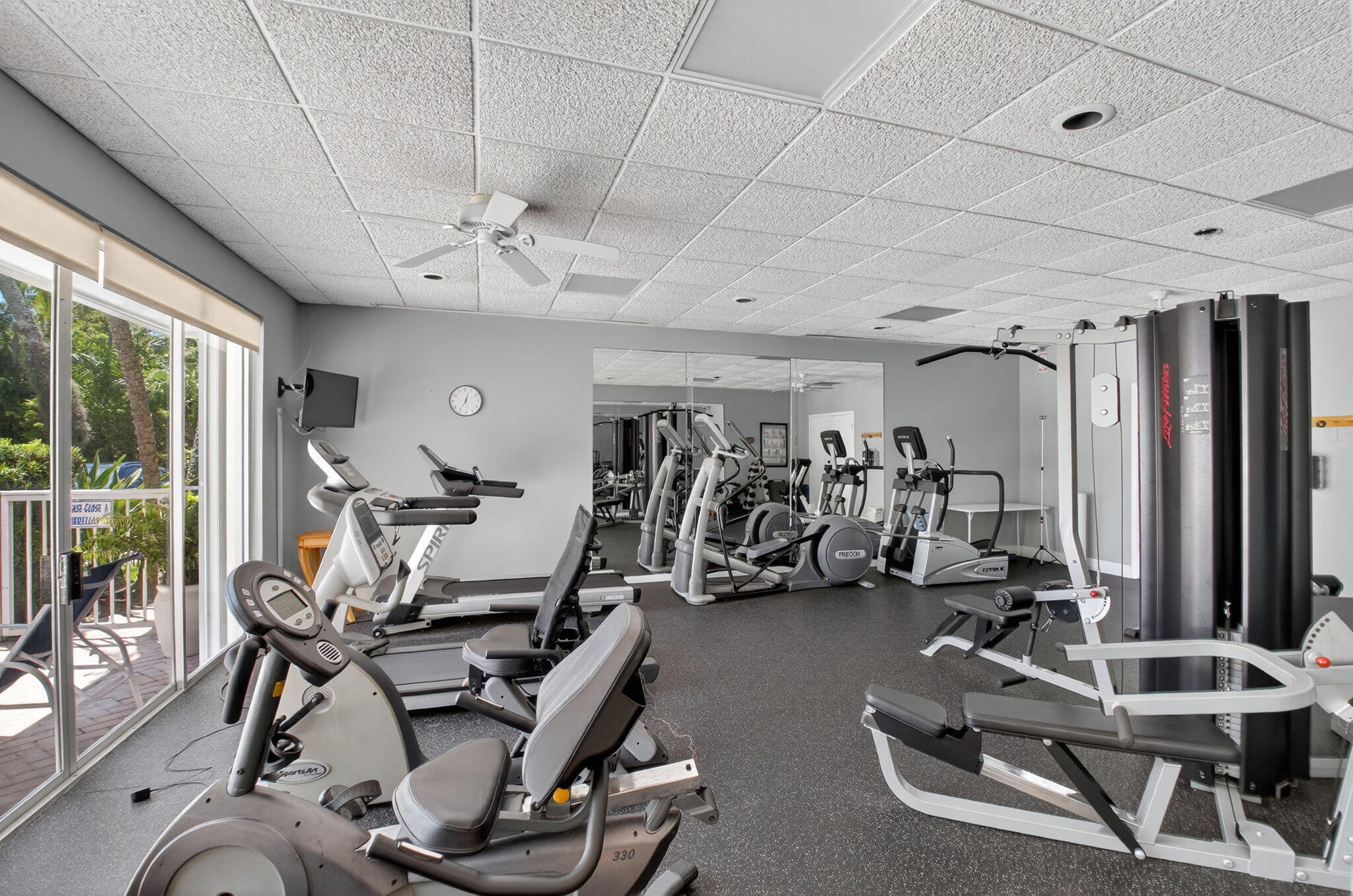 1 Harbourside Drive 4205