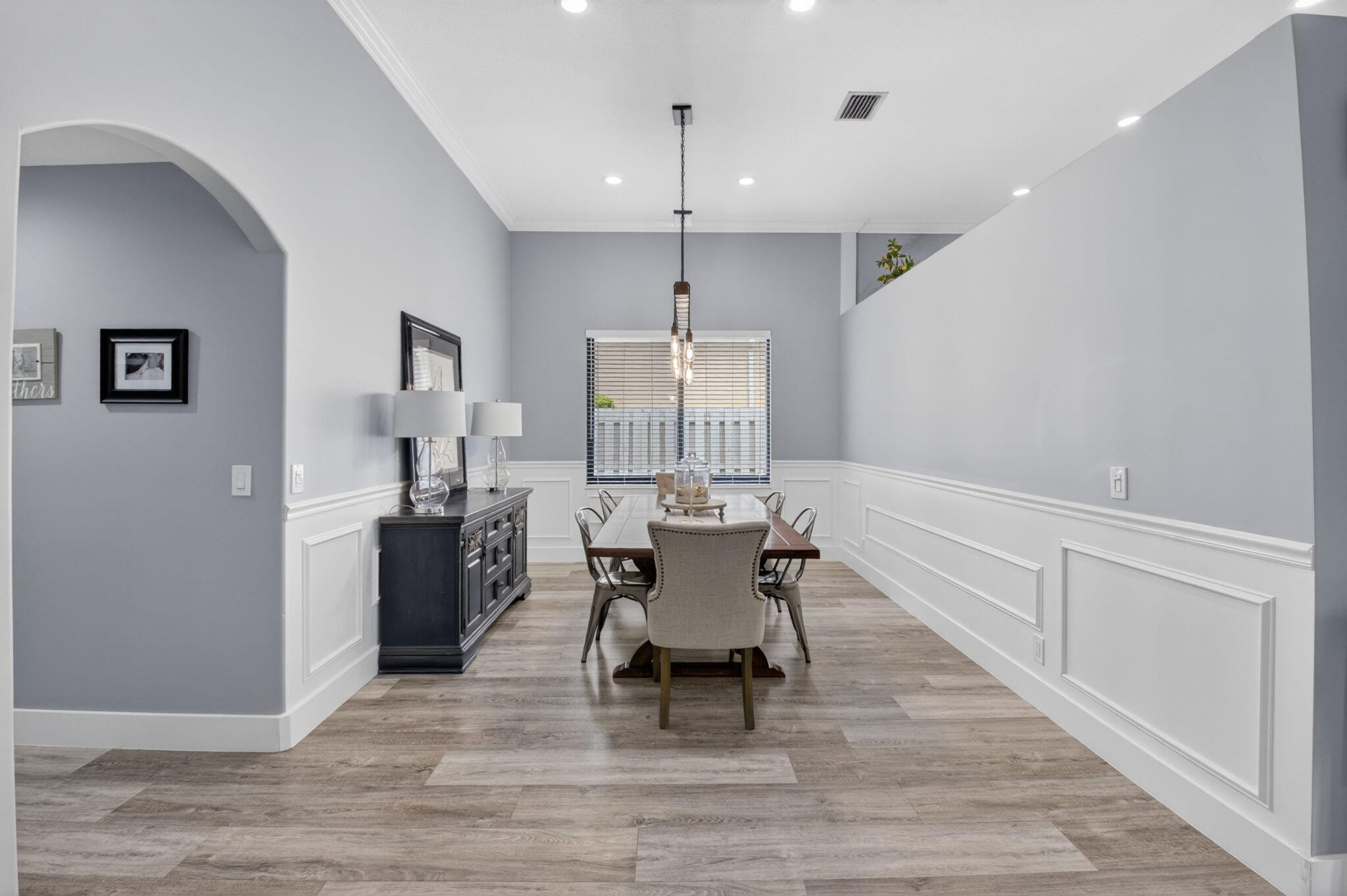 6133 Indian Forest Circle