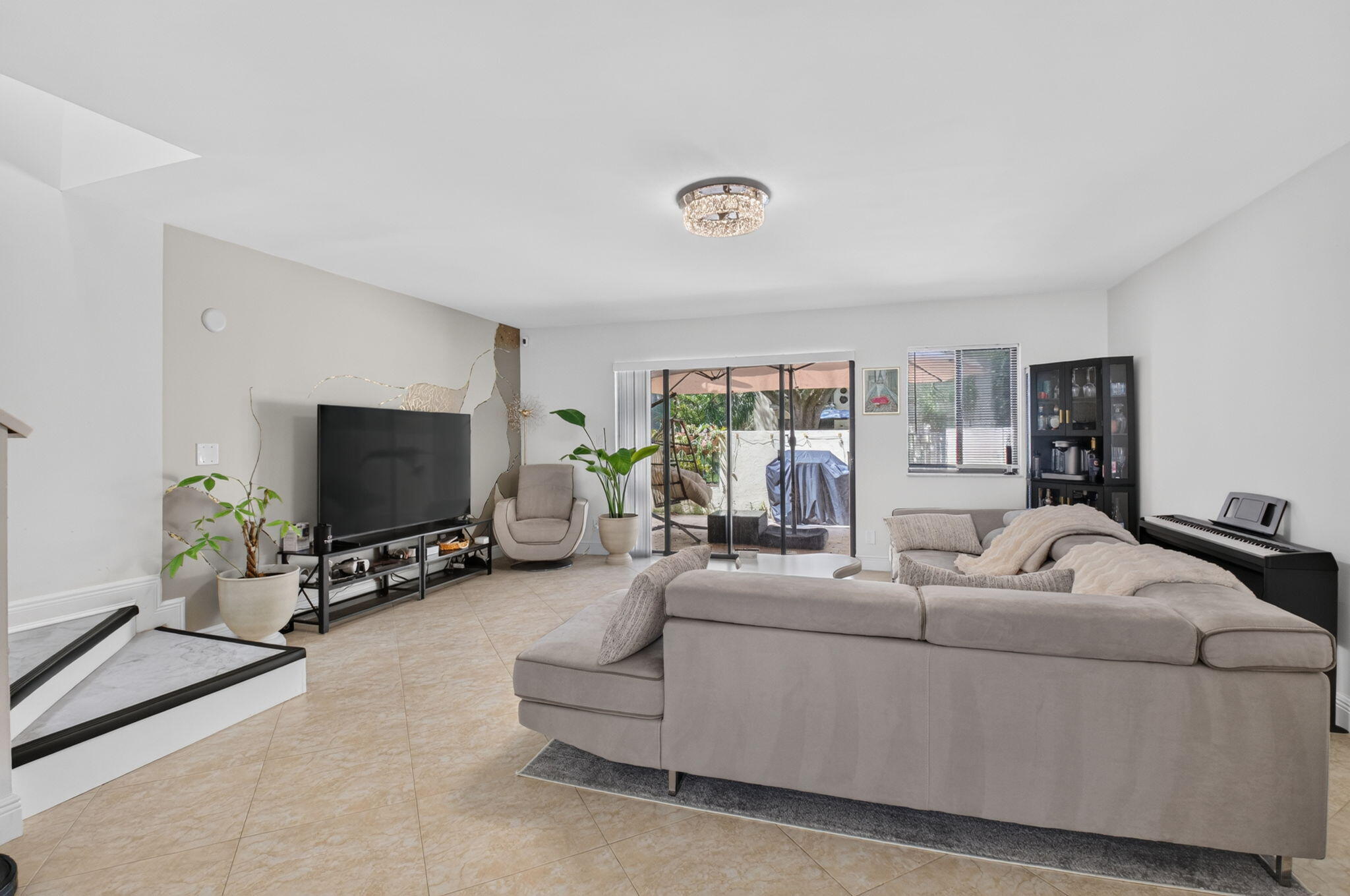 1330 NW 13TH Street 16