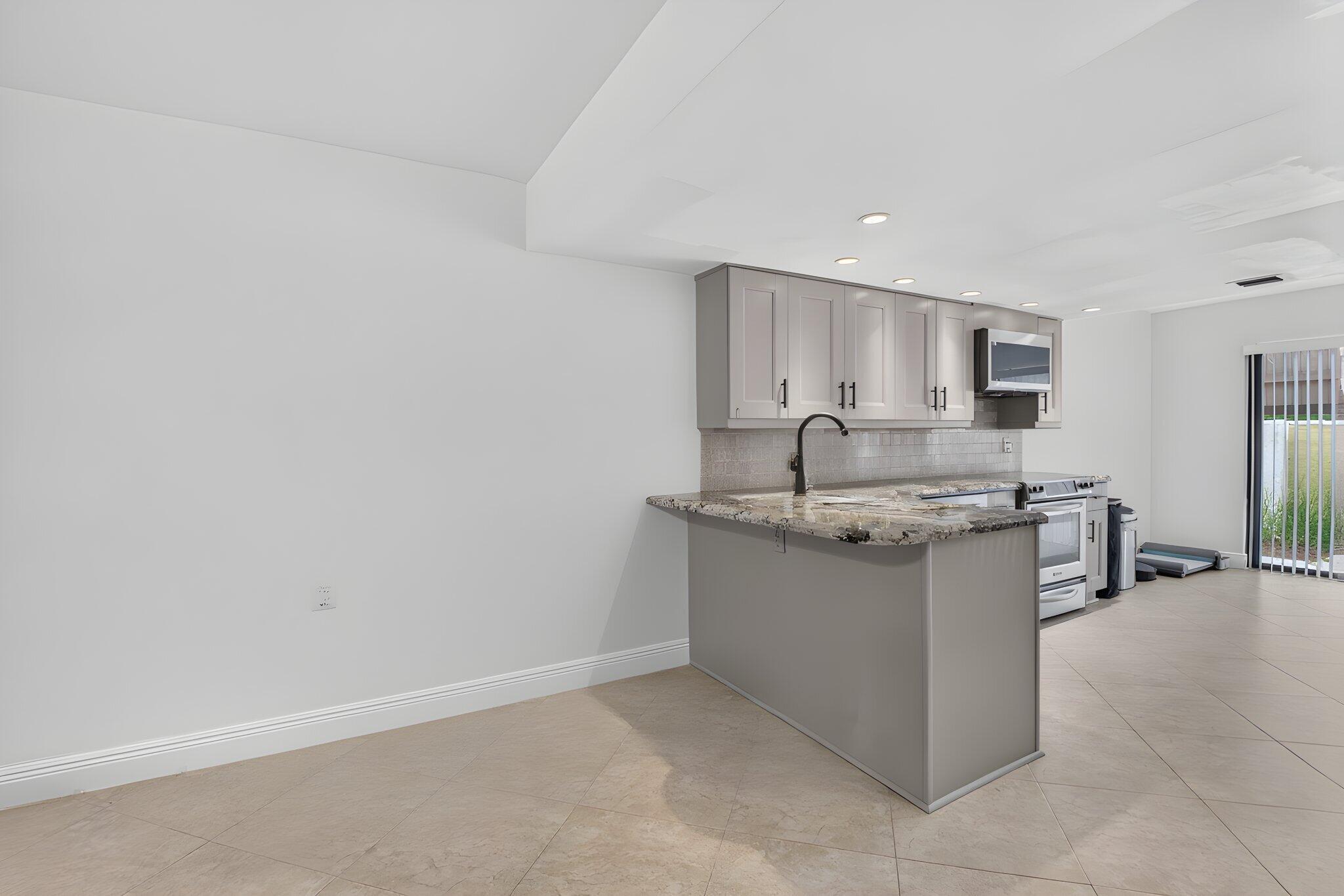 1330 NW 13TH Street 16