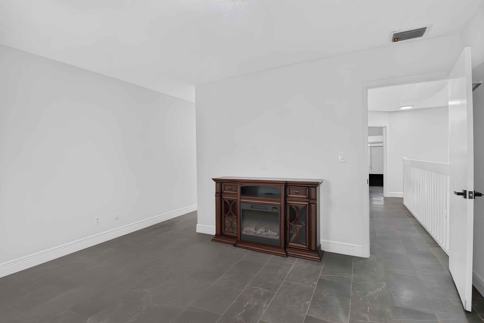 1330 NW 13TH Street 16