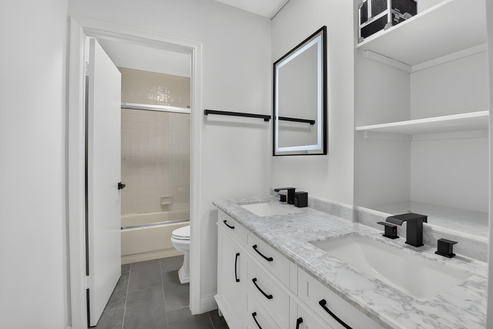 1330 NW 13TH Street 16