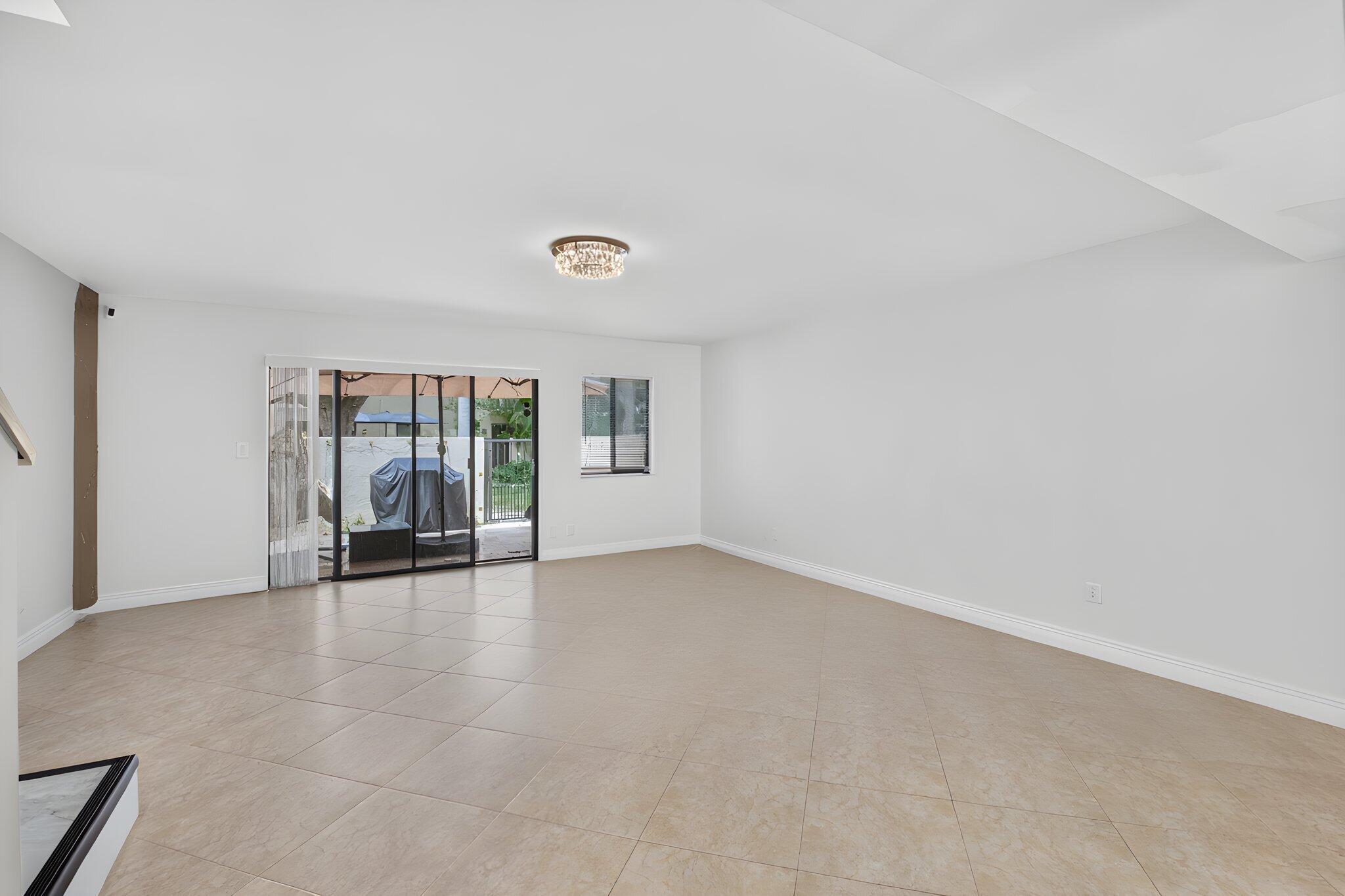 1330 NW 13TH Street 16