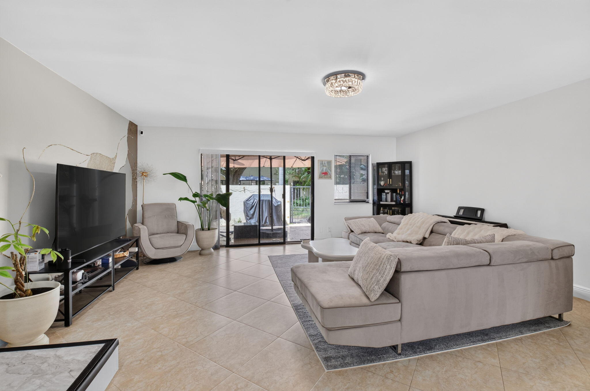 1330 NW 13TH Street 16