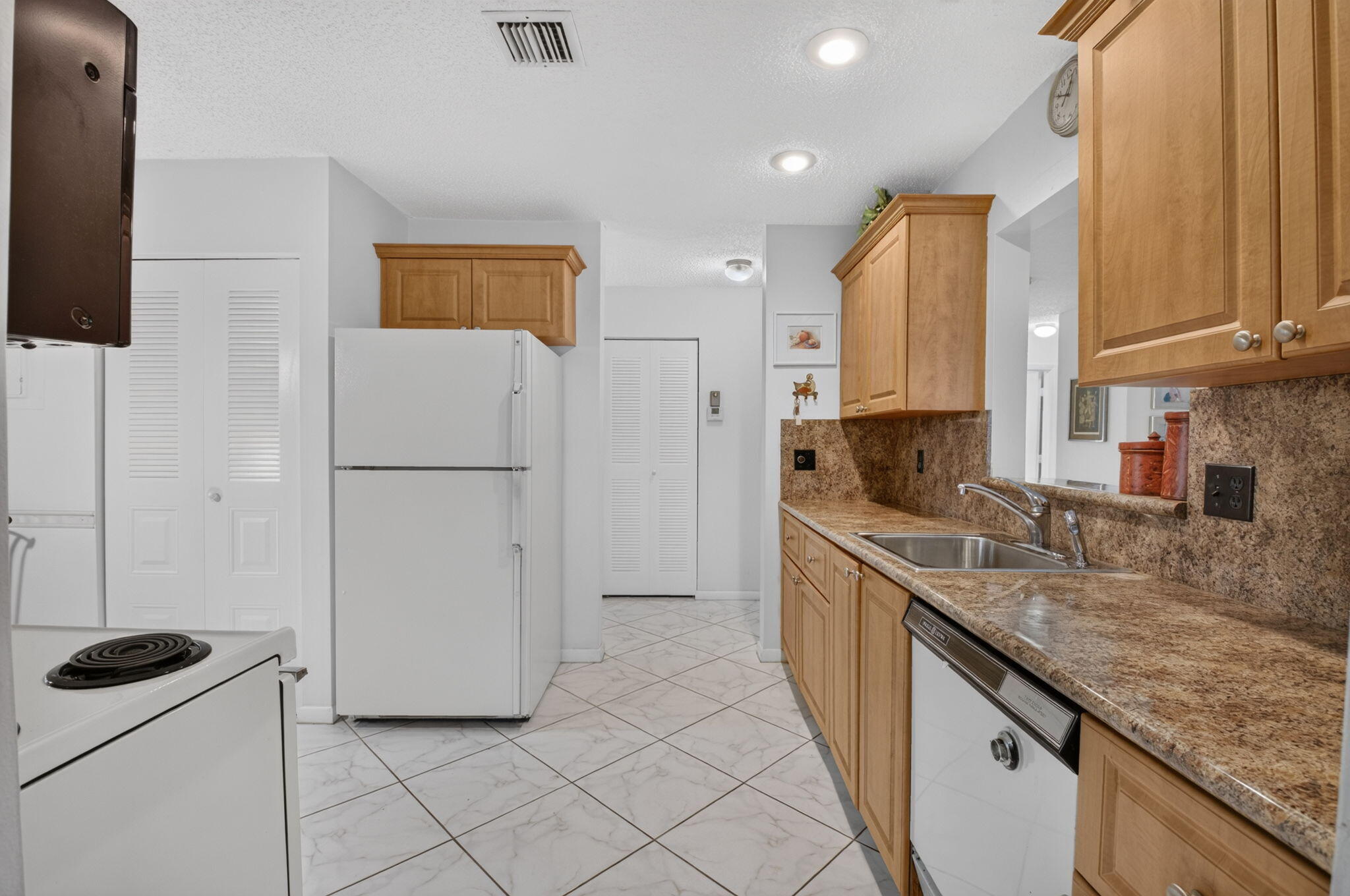 14512 BONAIRE Boulevard