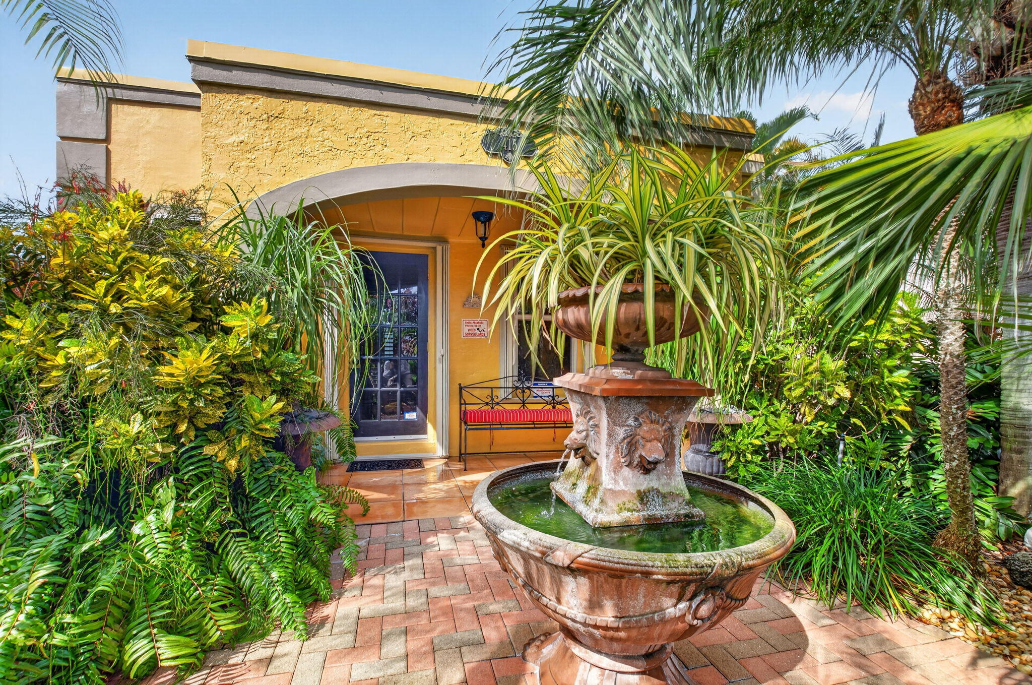 415 Colonial Road