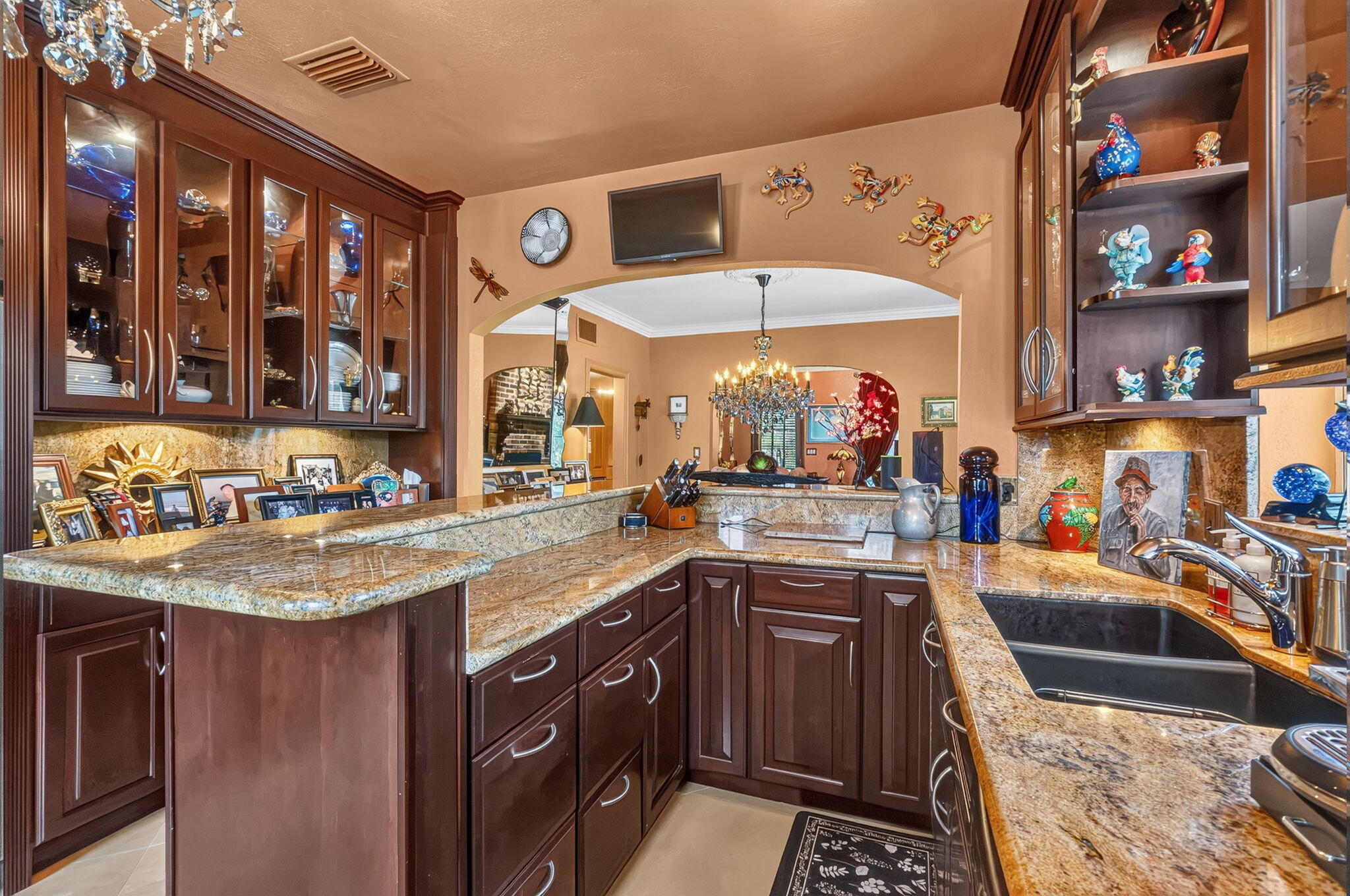 415 Colonial Road