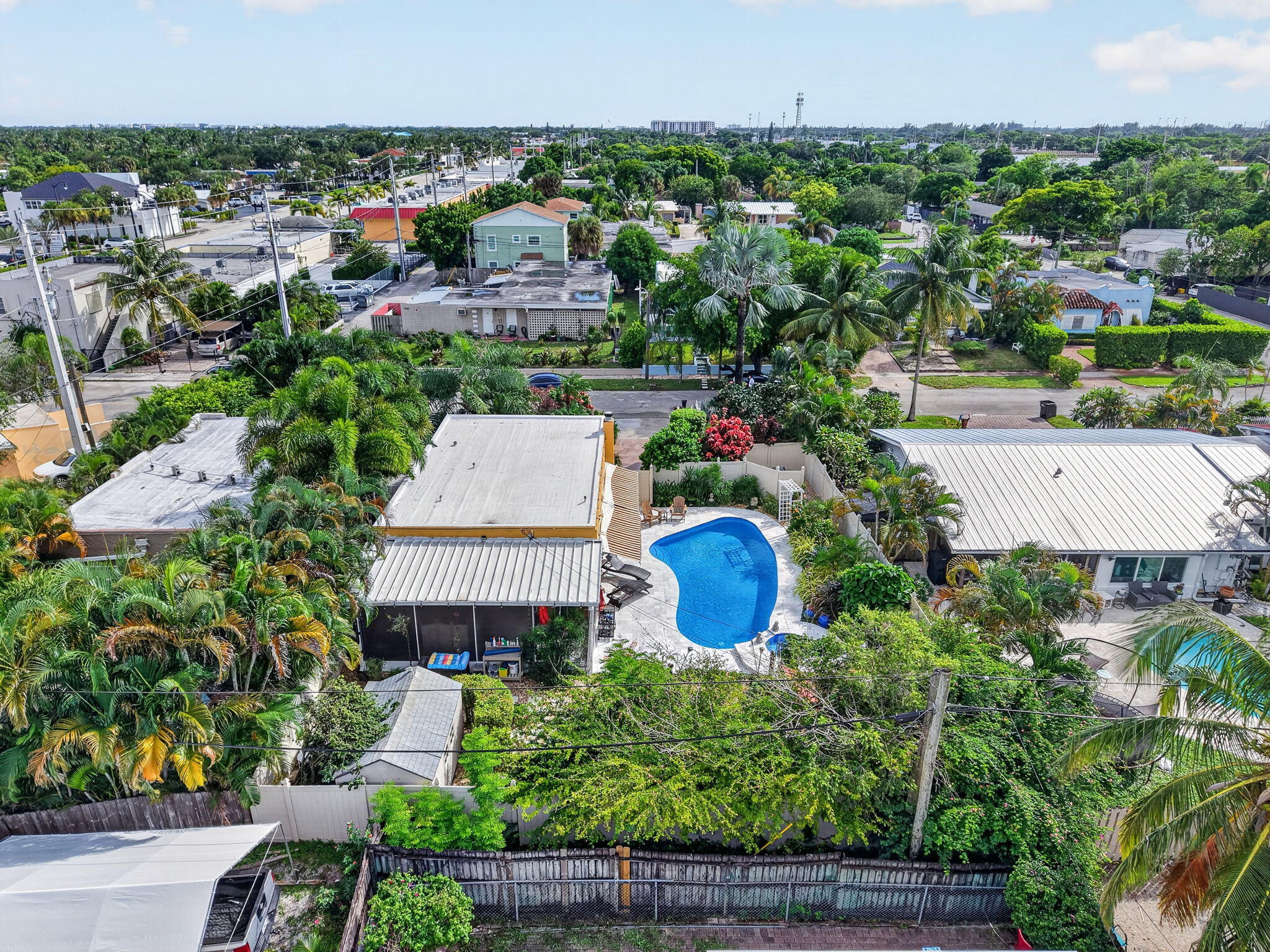 415 Colonial Road