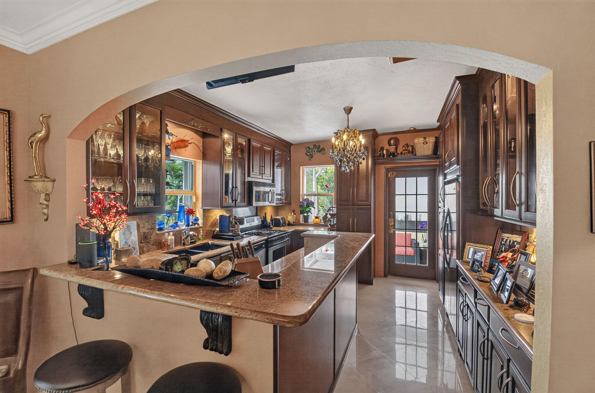 415 Colonial Road