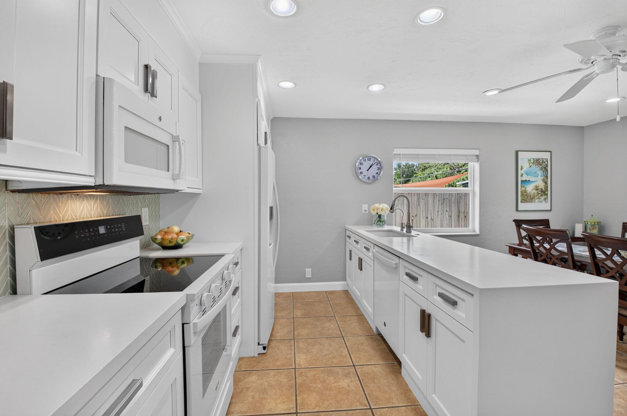 4675 CANAL Drive