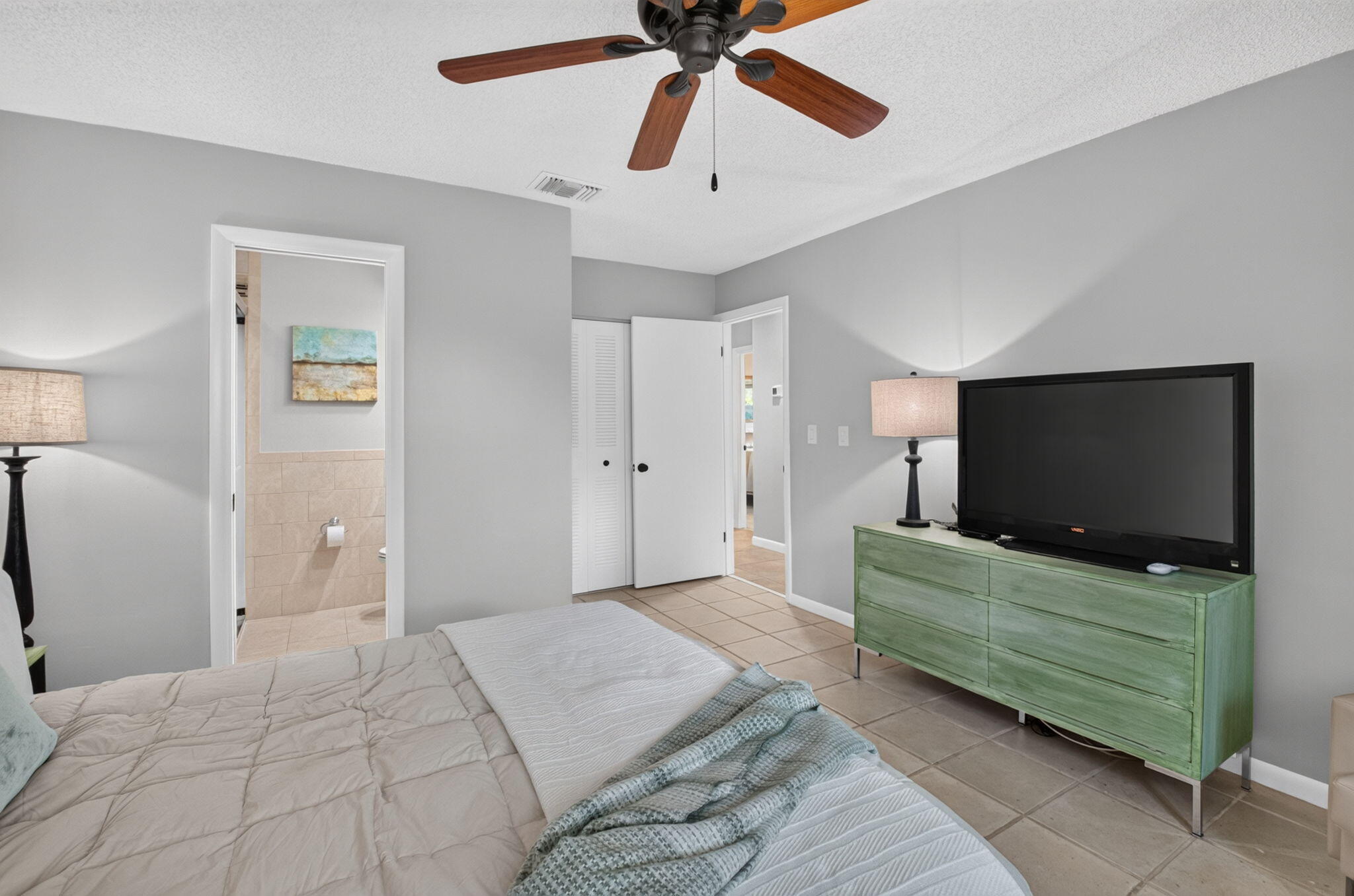 4675 CANAL Drive