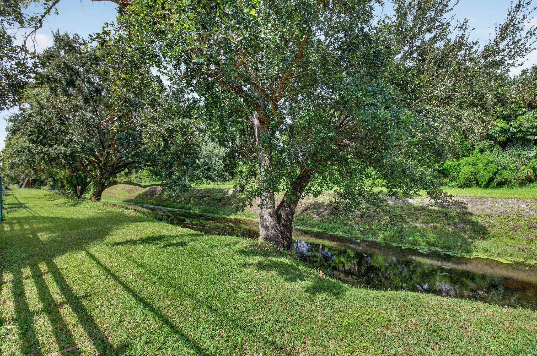 4675 CANAL Drive