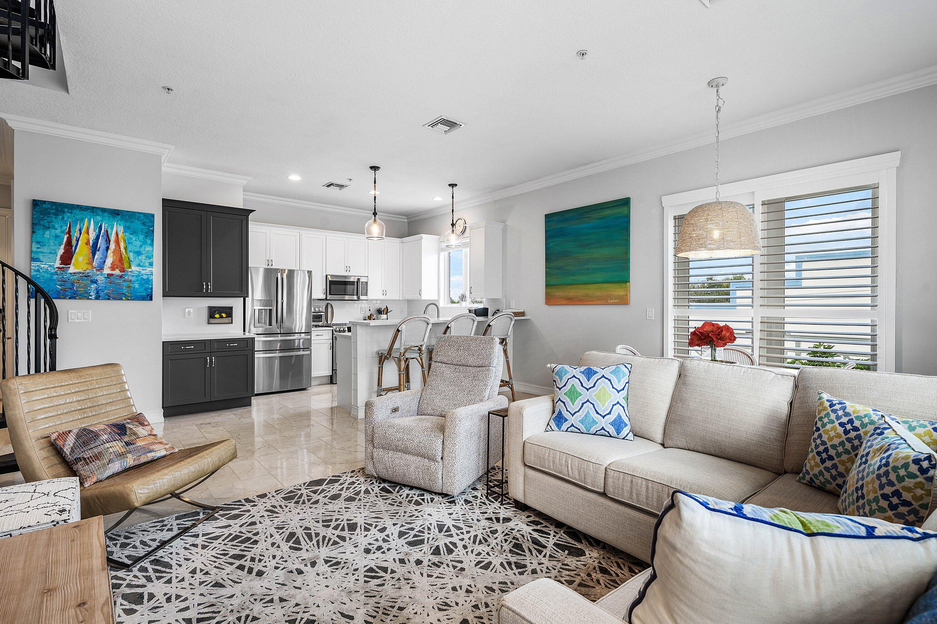 12 SE 1st Avenue 301