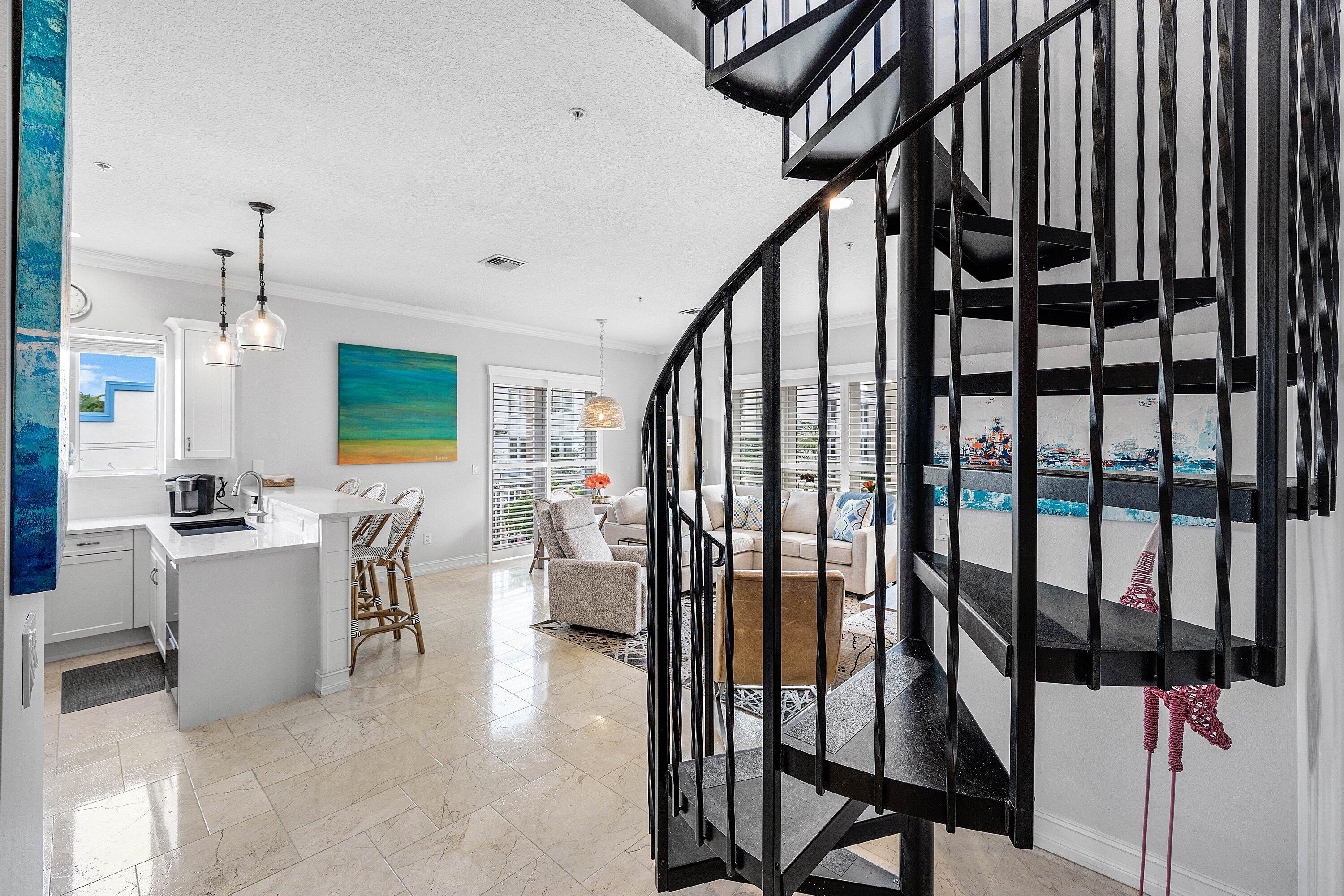 12 SE 1st Avenue 301