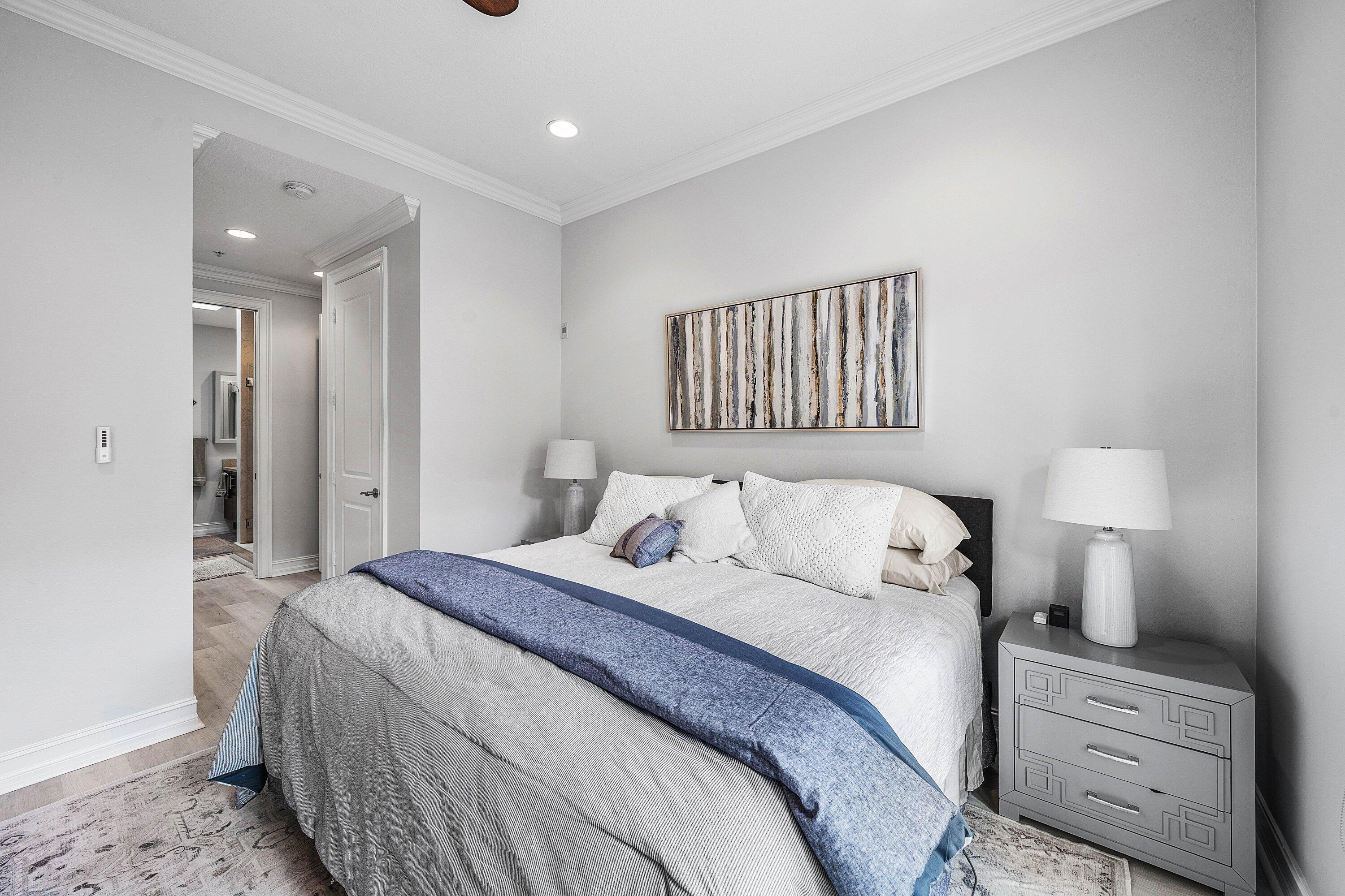 12 SE 1st Avenue 301