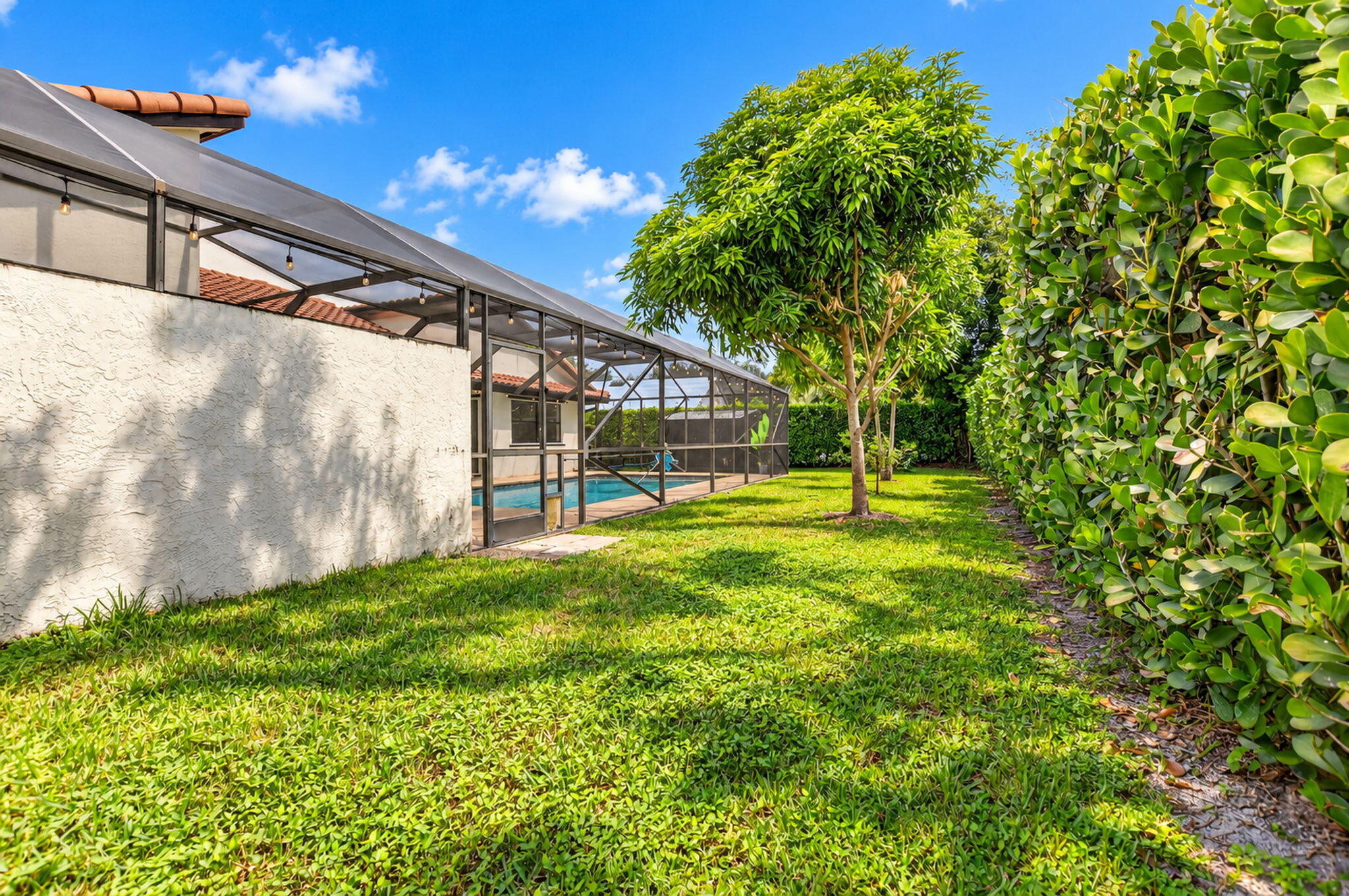 8839 NW 49th Drive
