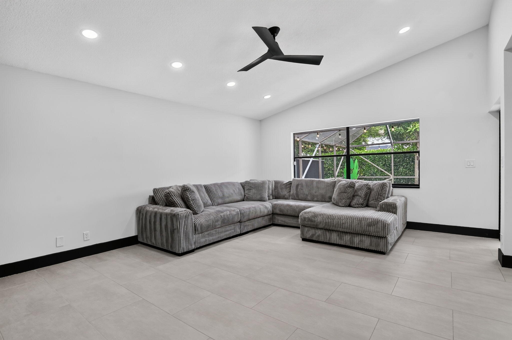 8839 NW 49th Drive