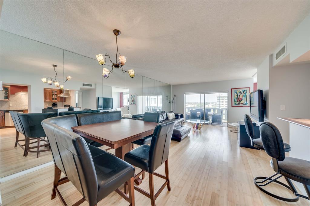 4350 Hillcrest Drive Unit: 817