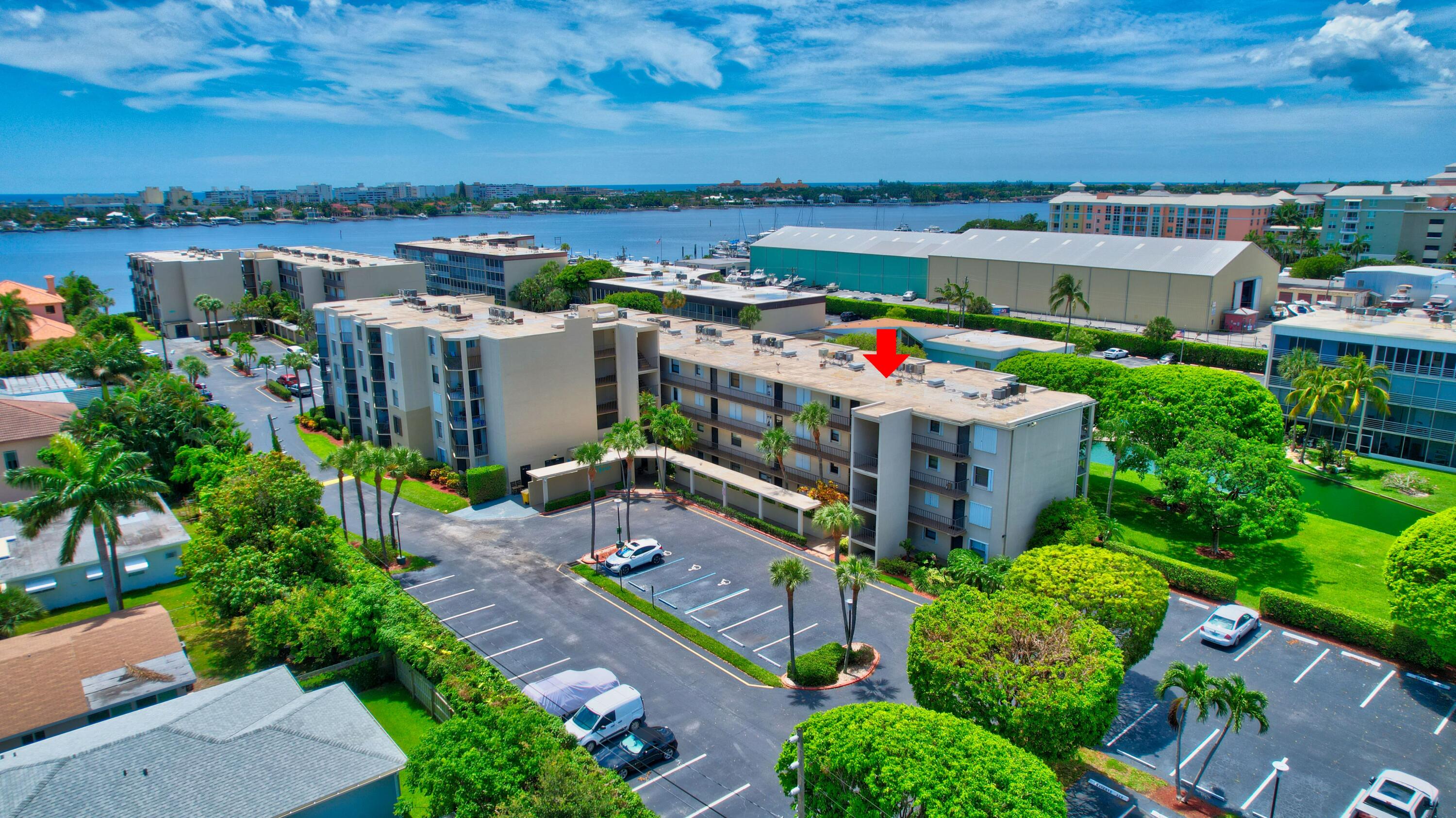 890 N Federal Highway Unit: 206