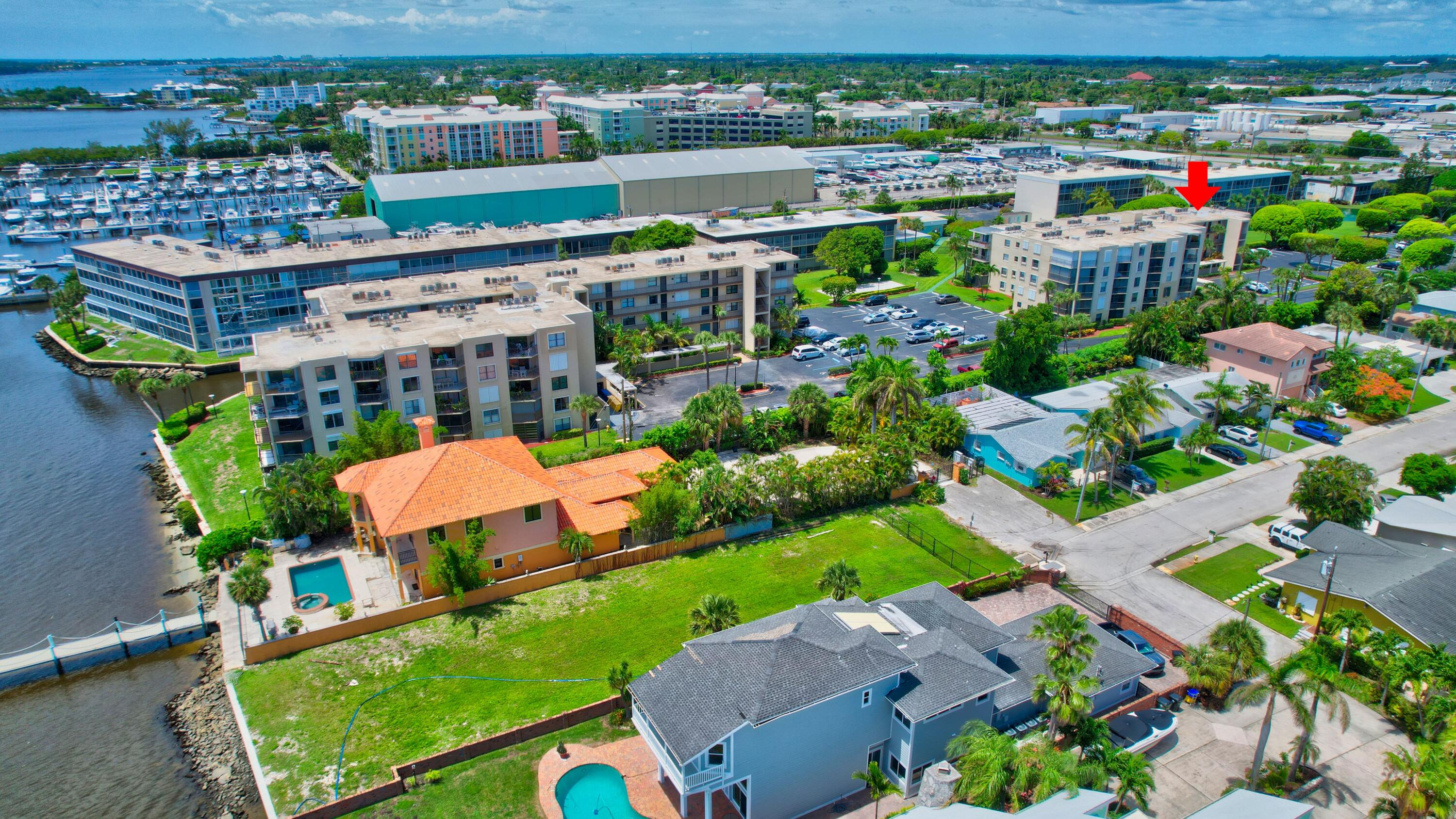 890 N Federal Highway Unit: 206