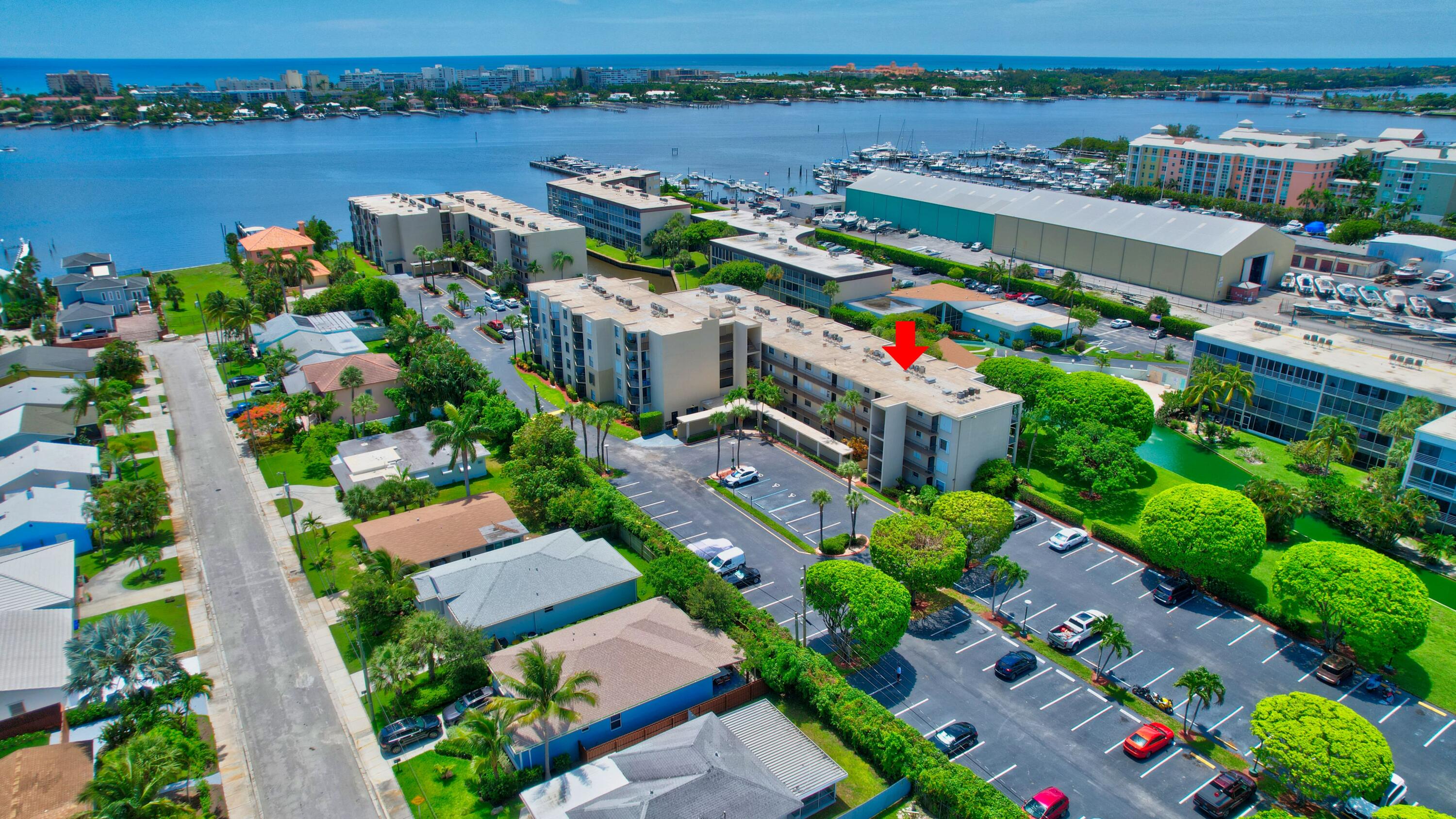 890 N Federal Highway Unit: 206