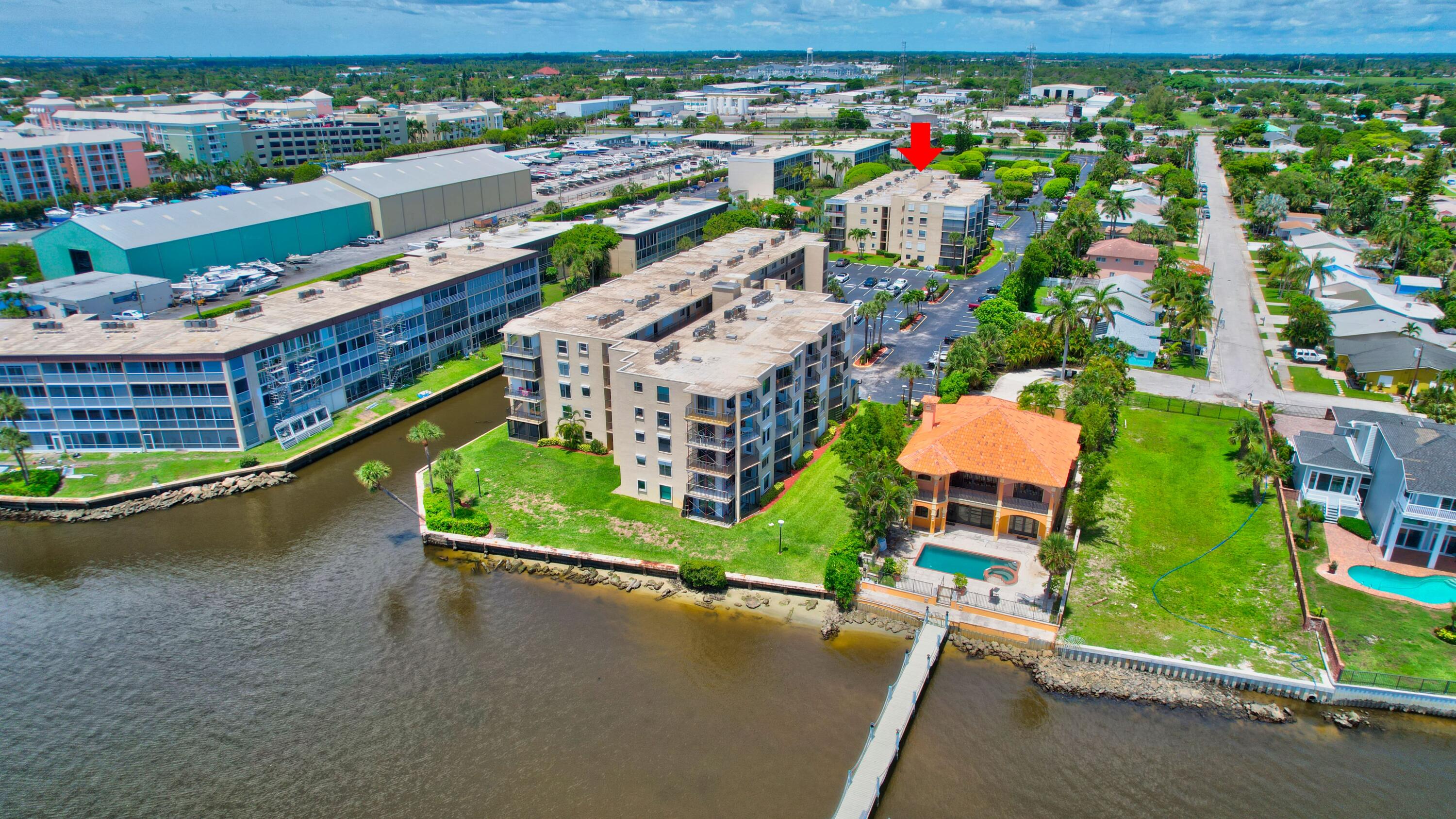 890 N Federal Highway Unit: 206