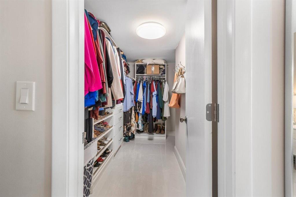 9769 Nickels Boulevard Unit: 604