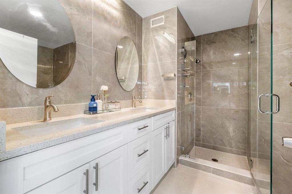 9769 Nickels Boulevard Unit: 604