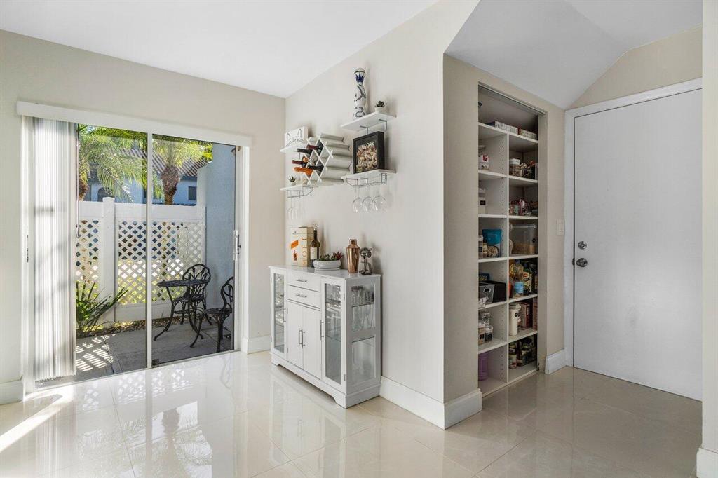 9769 Nickels Boulevard Unit: 604