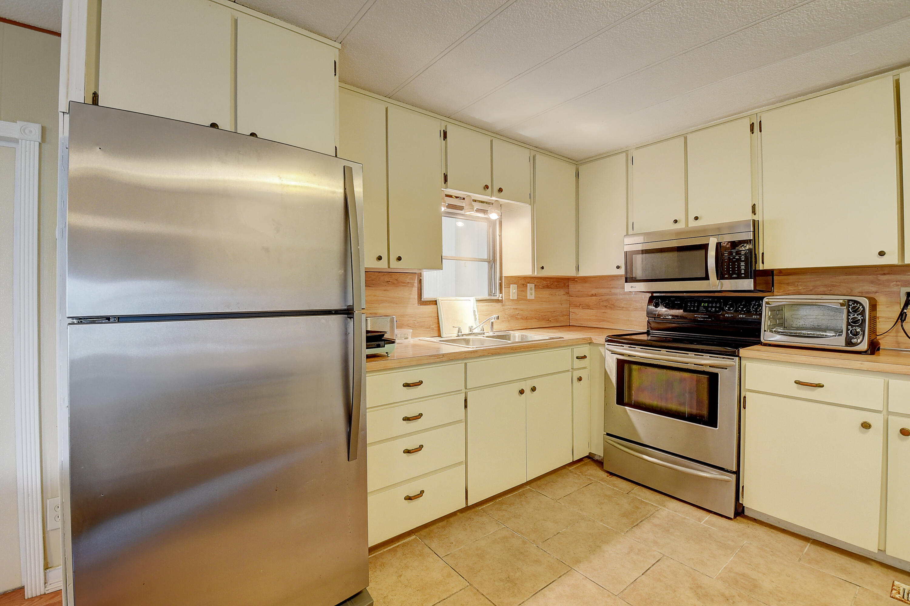 12375 S Military Trail Unit: 207