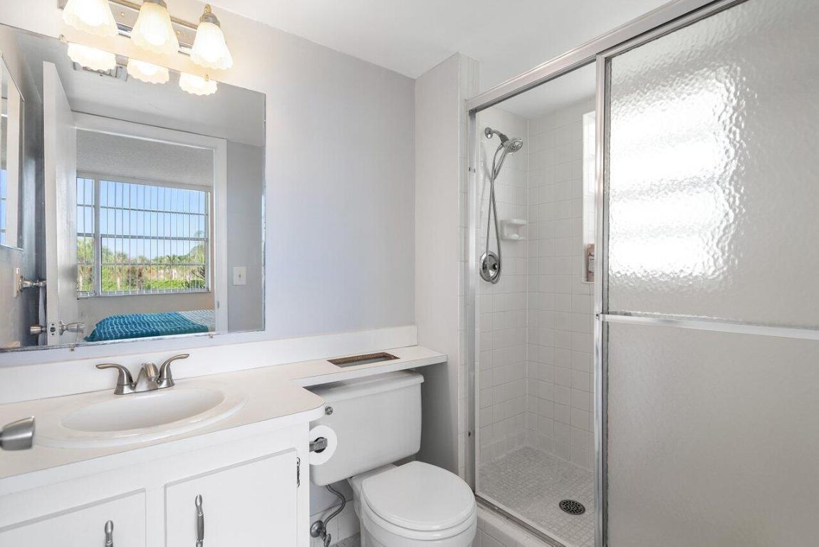 15 Willowbrook Lane Unit: 201