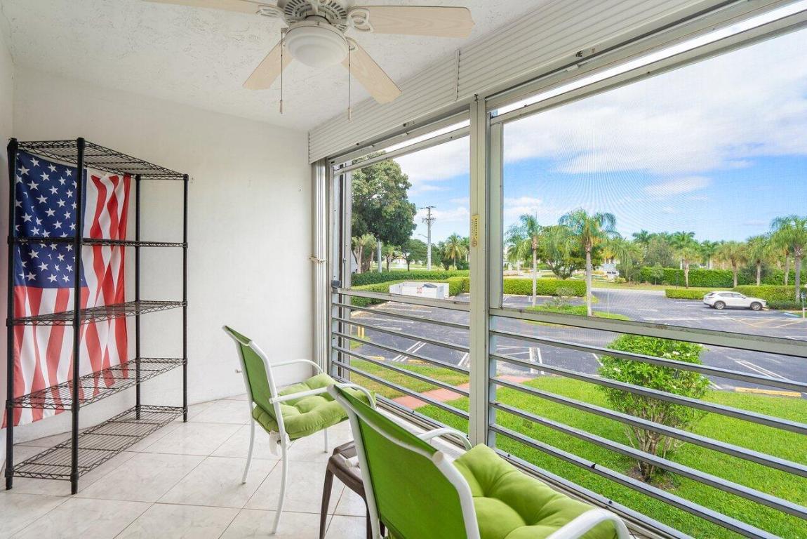 15 Willowbrook Lane Unit: 201