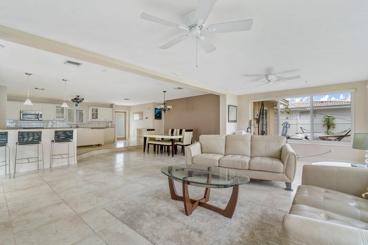 620 Las Palmas Park