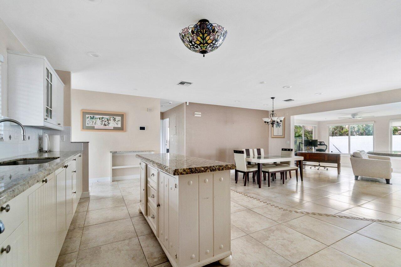 620 Las Palmas Park