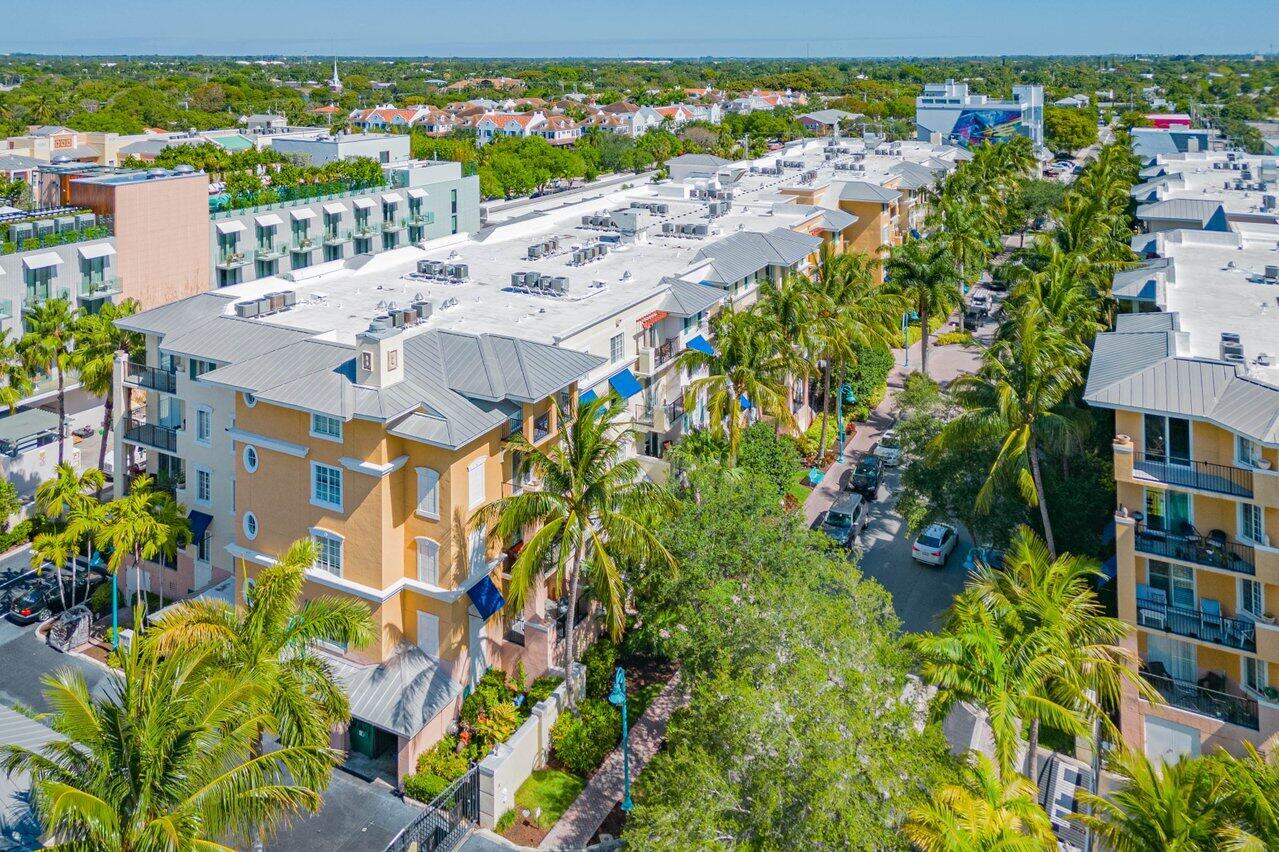 250 NE 3rd Avenue Unit: 1306