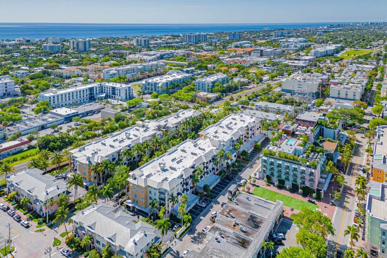 250 NE 3rd Avenue Unit: 1306