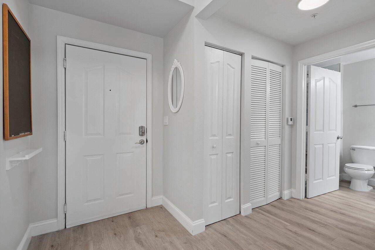 250 NE 3rd Avenue Unit: 1306