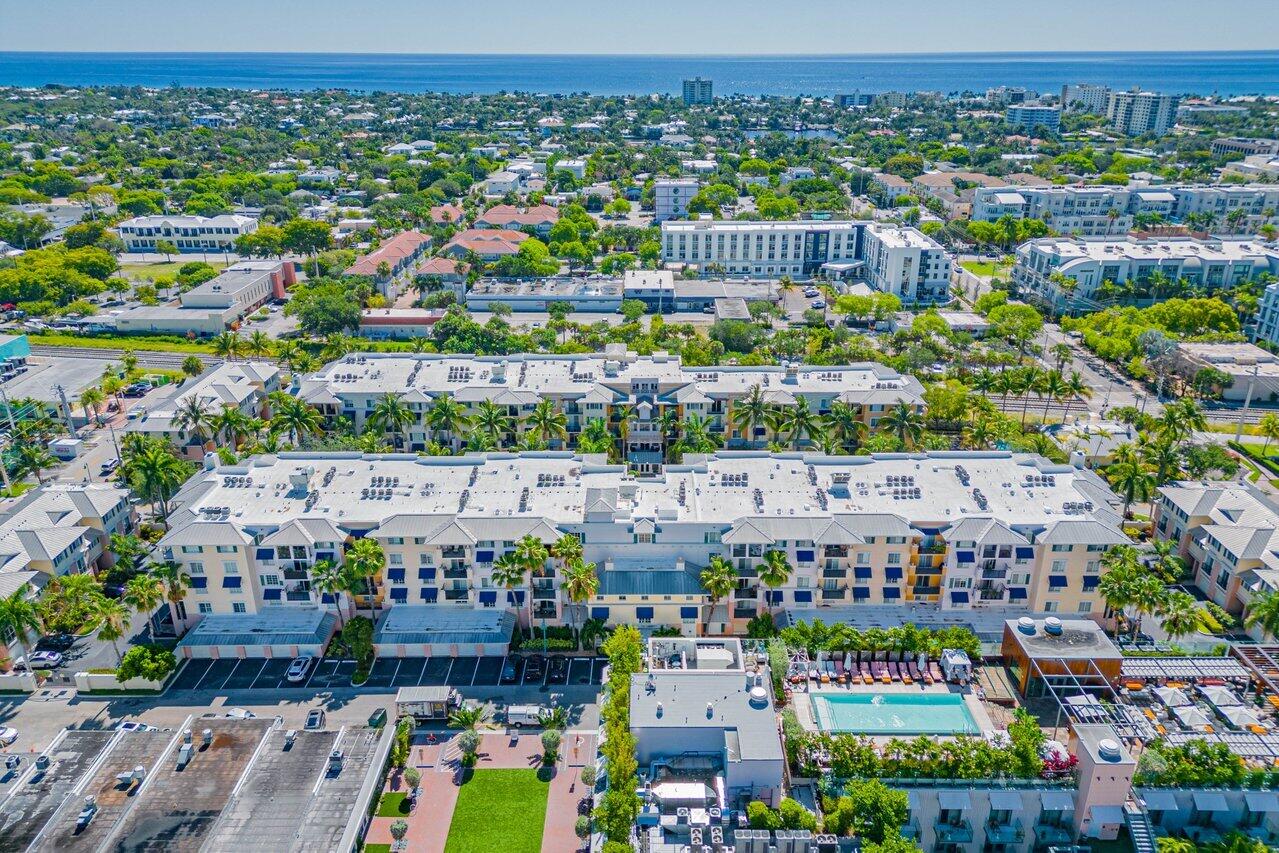 250 NE 3rd Avenue Unit: 1306