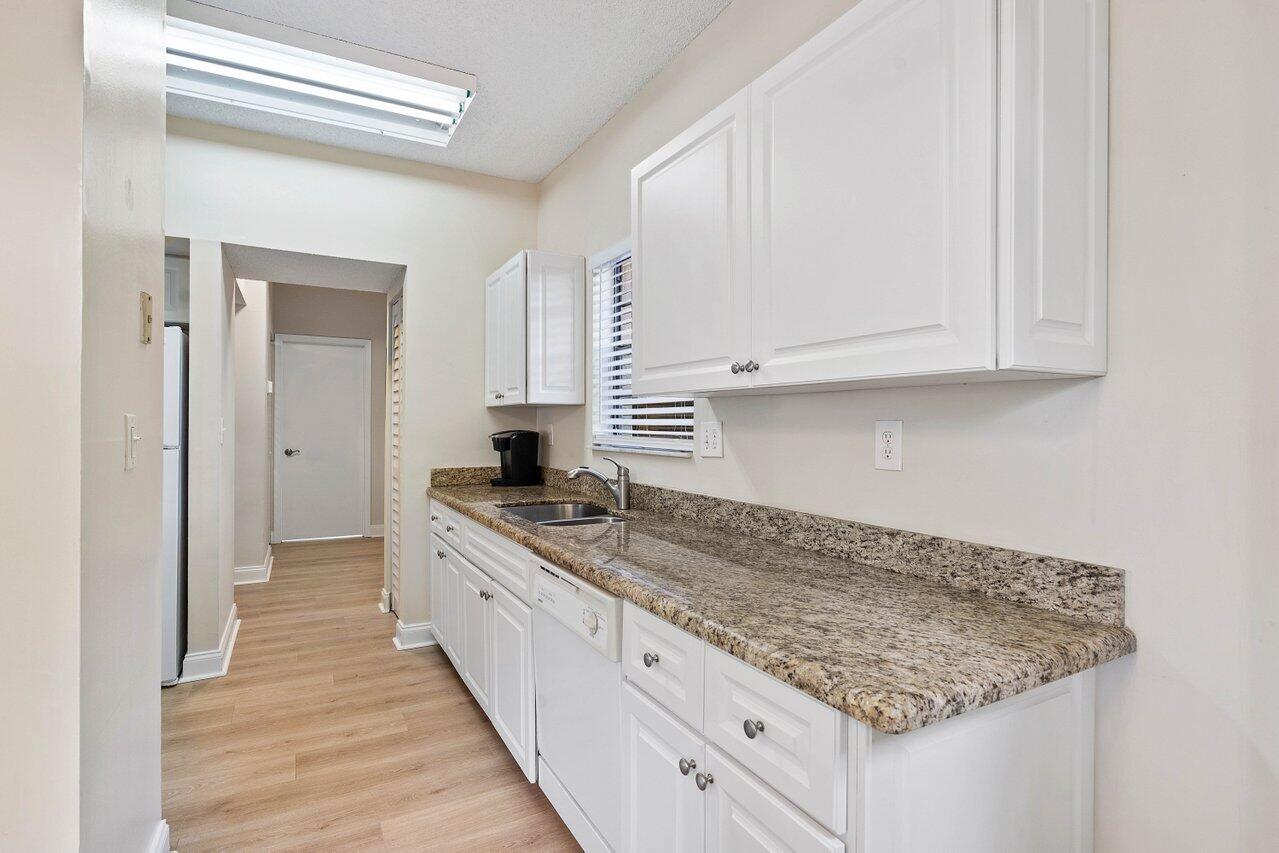 6614 Villa Sonrisa Drive Unit: 110