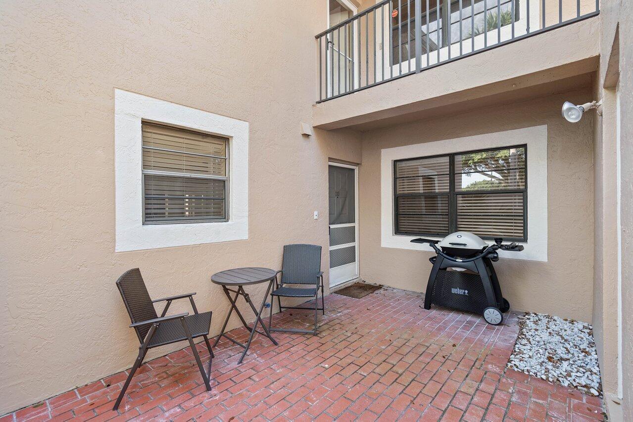 6614 Villa Sonrisa Drive Unit: 110