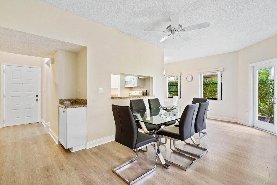 6614 Villa Sonrisa Drive Unit: 110