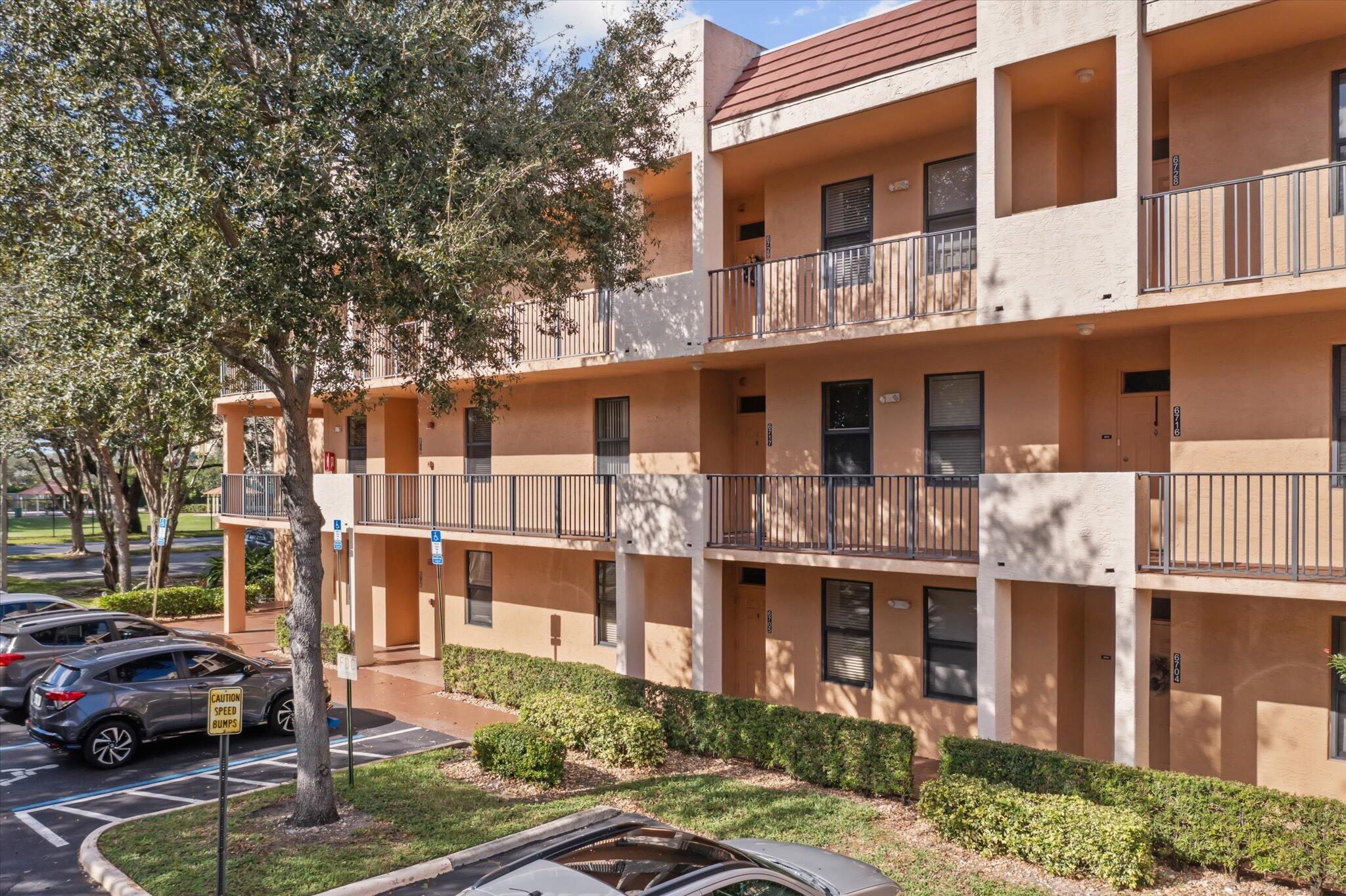 6717 Coral Lake Drive Unit: 6717