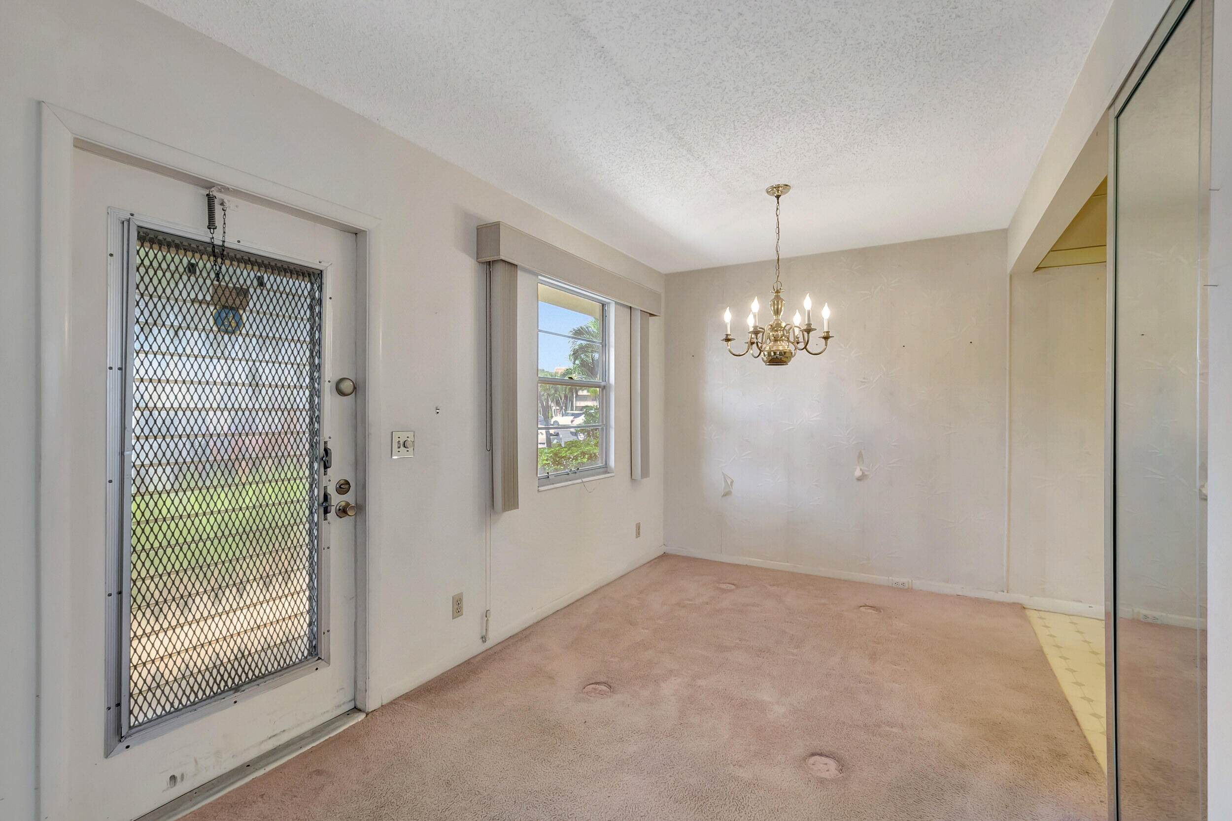 1045 Newcastle C