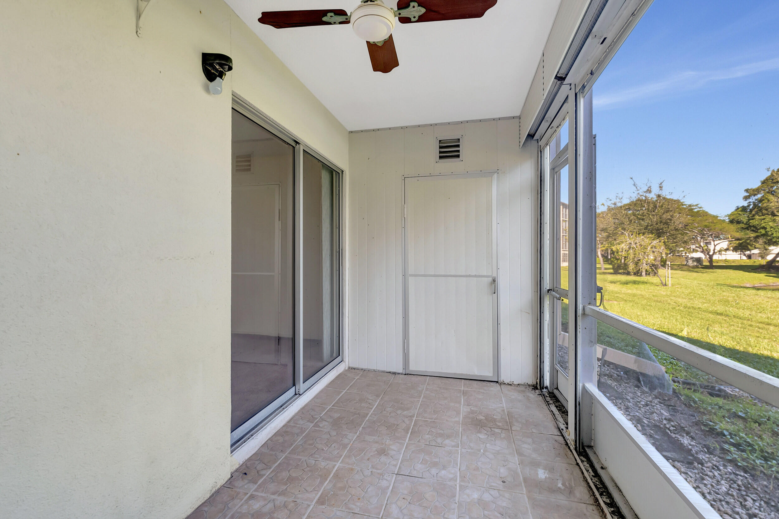 1045 Newcastle C