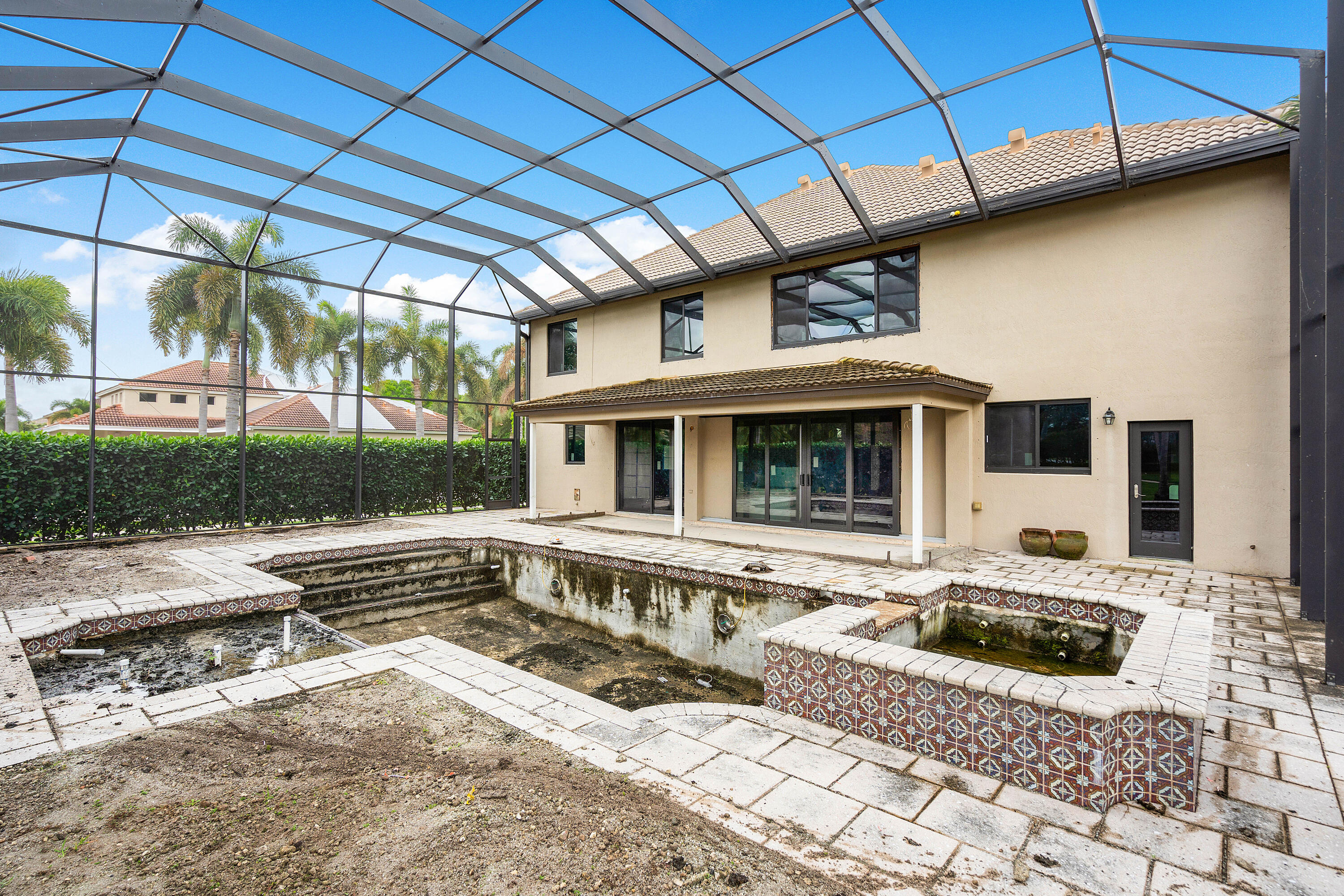 7379 Serrano Terrace