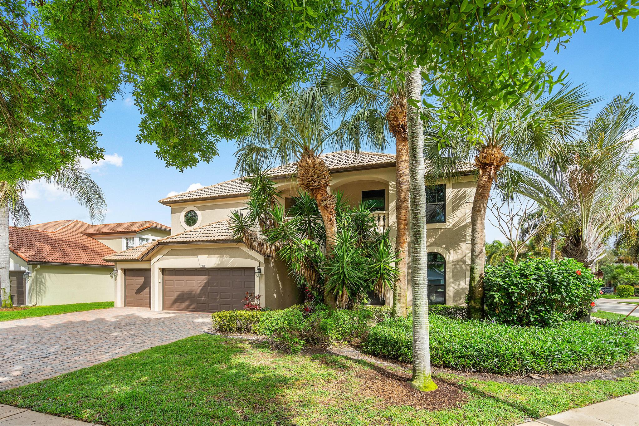 7379 Serrano Terrace